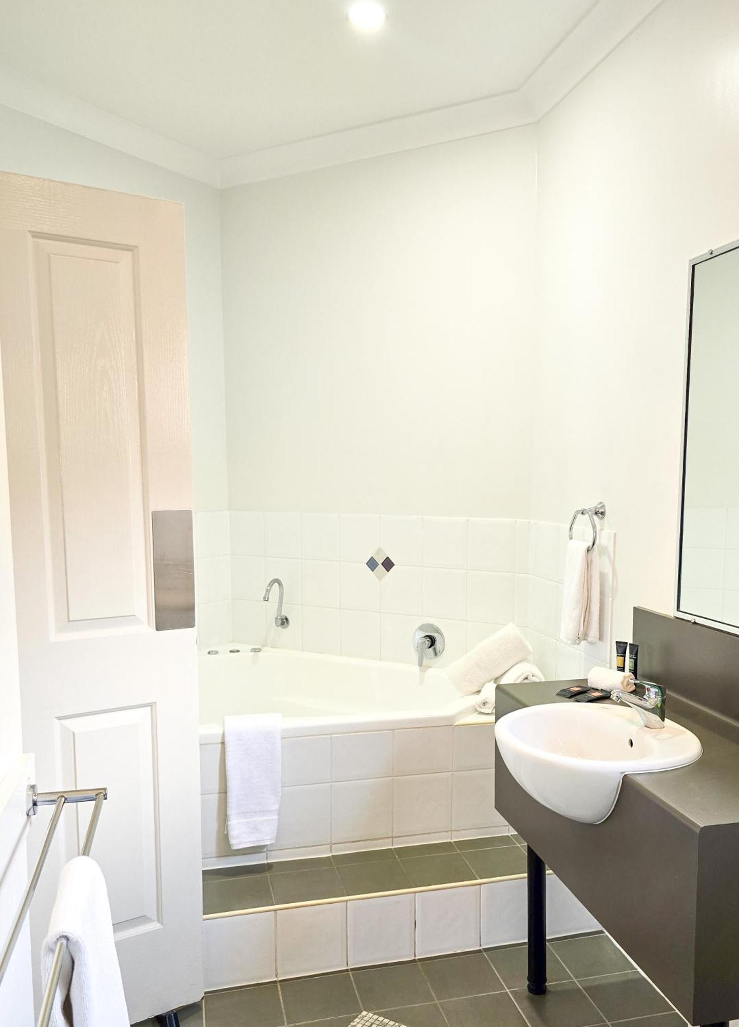 Ascot Lodge Motor Inn Kingaroy Εξωτερικό φωτογραφία